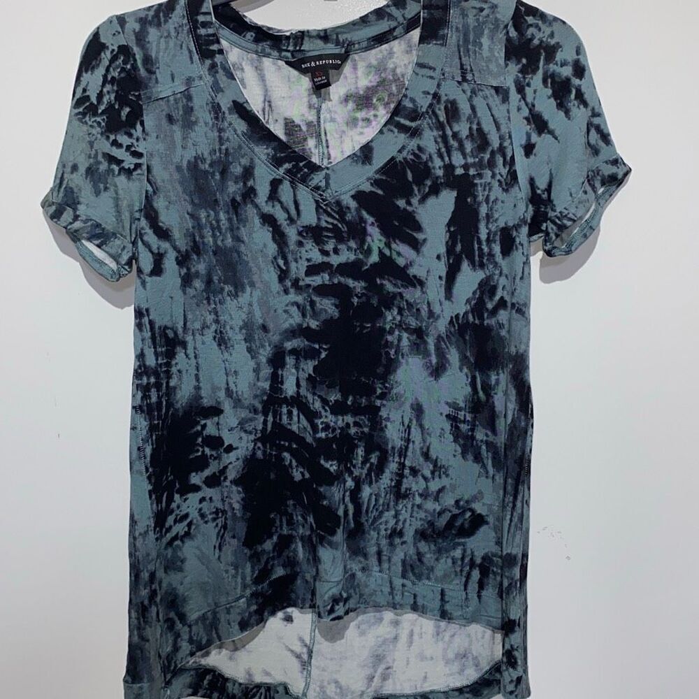 Rock & Republic Women's Black Blue Tie Dye‎ V-Neck Short Sleeve T-Shirt Size XS